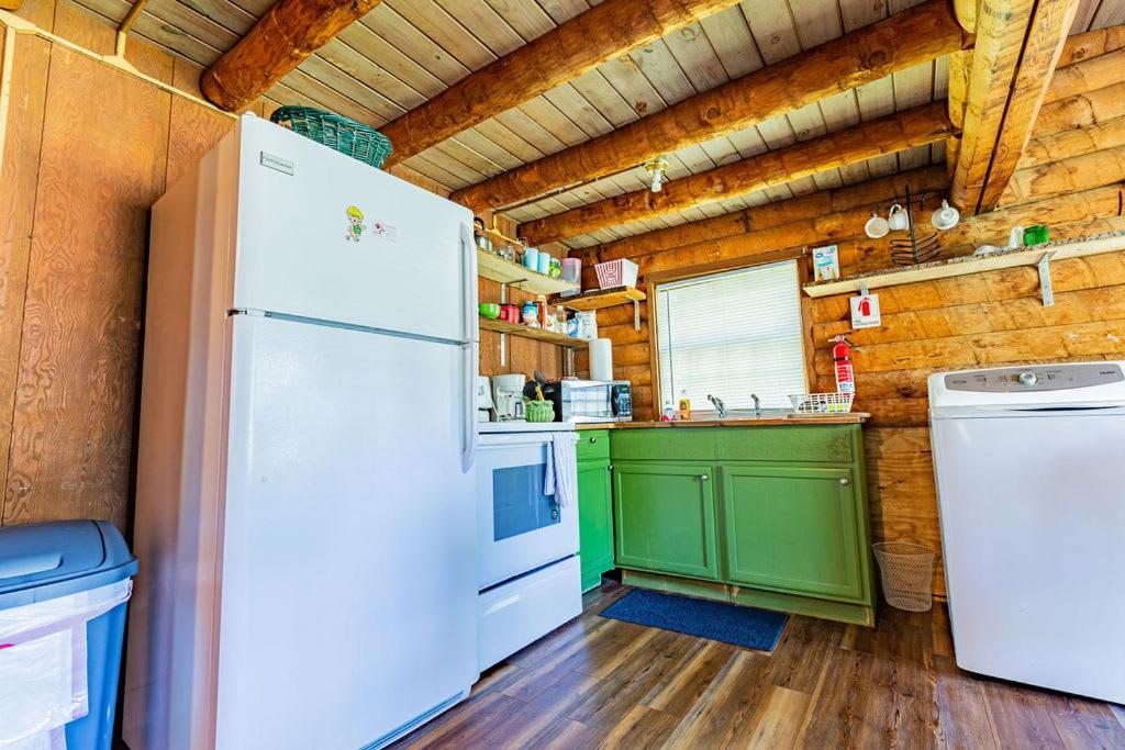 Authentic Log Cabin Mins From Chatts Best Sites Villa Chattanooga Exterior photo